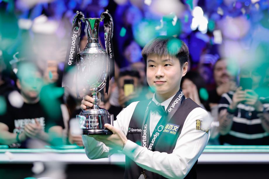 体育APP-赵心童巡回锦标赛夺冠 包揽球员系列赛三冠创历史